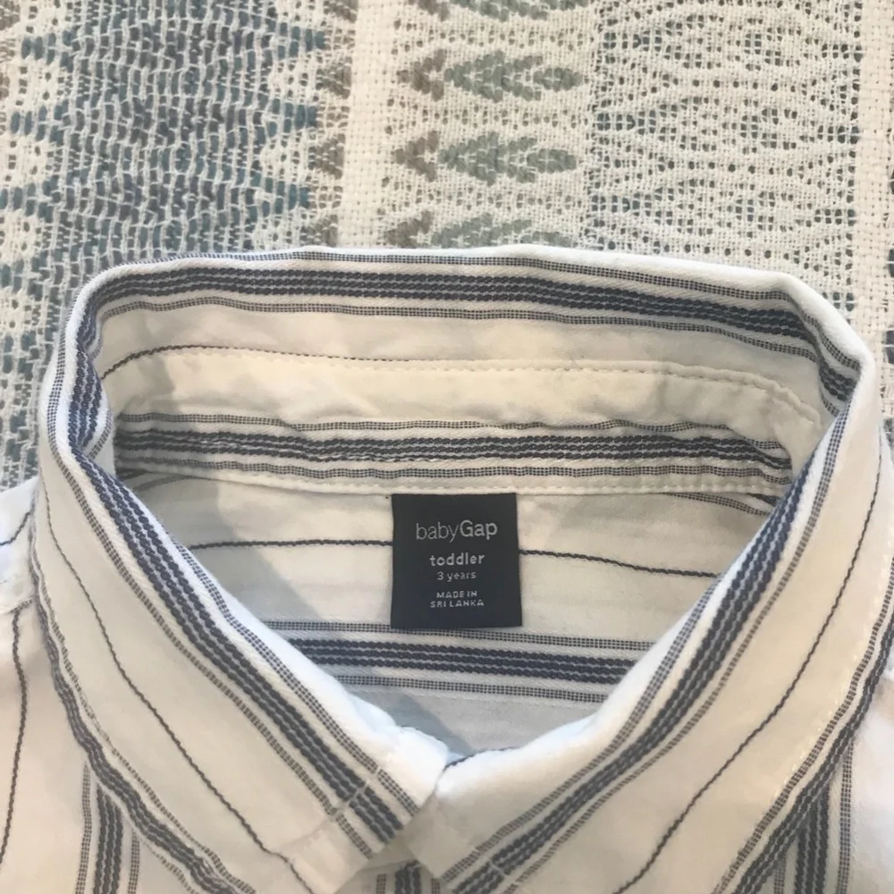 BABY GAP Bottom Down Cotton Shirt